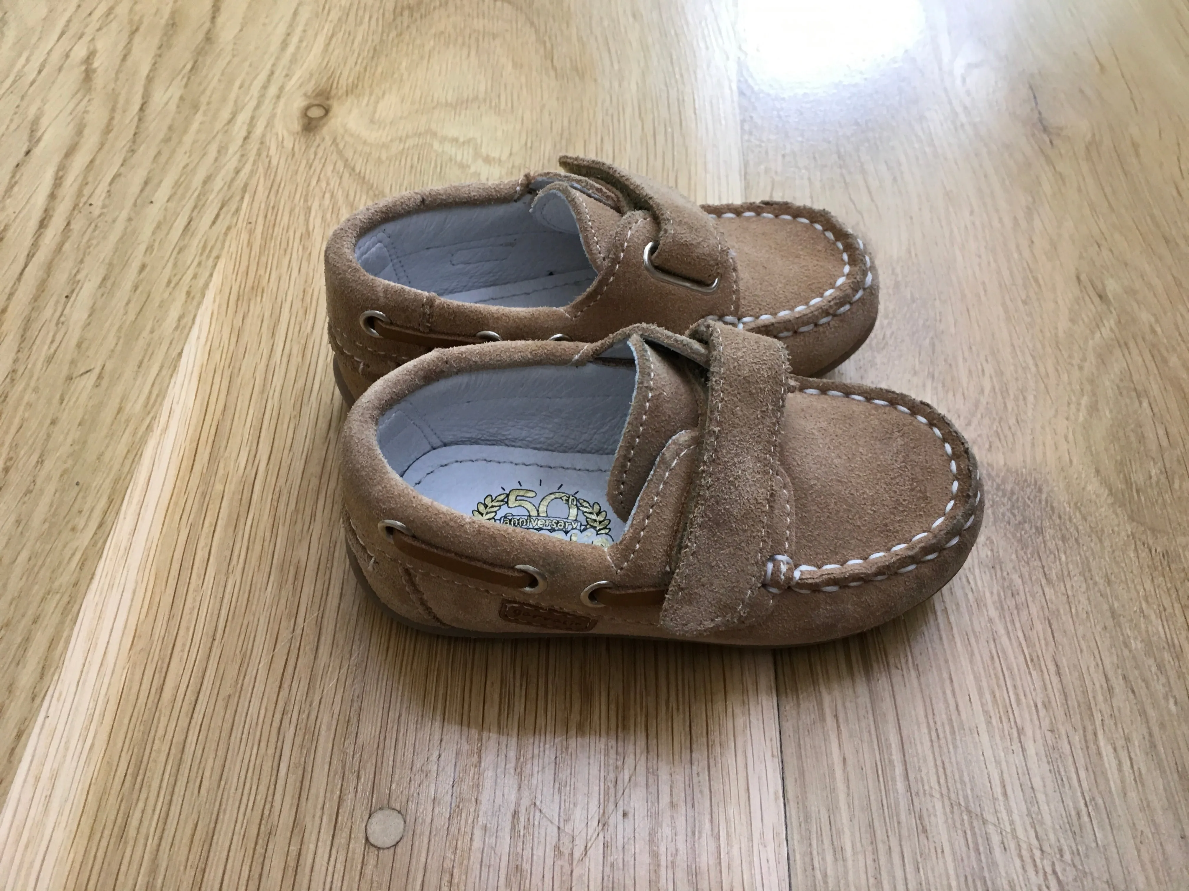 GARVALIN 50 aniversario Boys Shoe Brown Suede Leather Size 21 Children