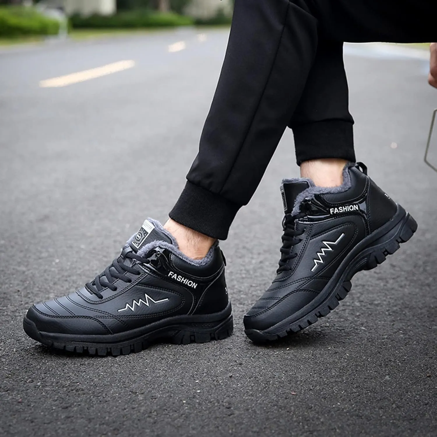 Snow Boots for Men Warm Furry Lined Footwear Waterproof Outdoor Casual Winter Boots Non-slip Lace Up Ankle Boots for Cold Weather Hiking Walking Boots