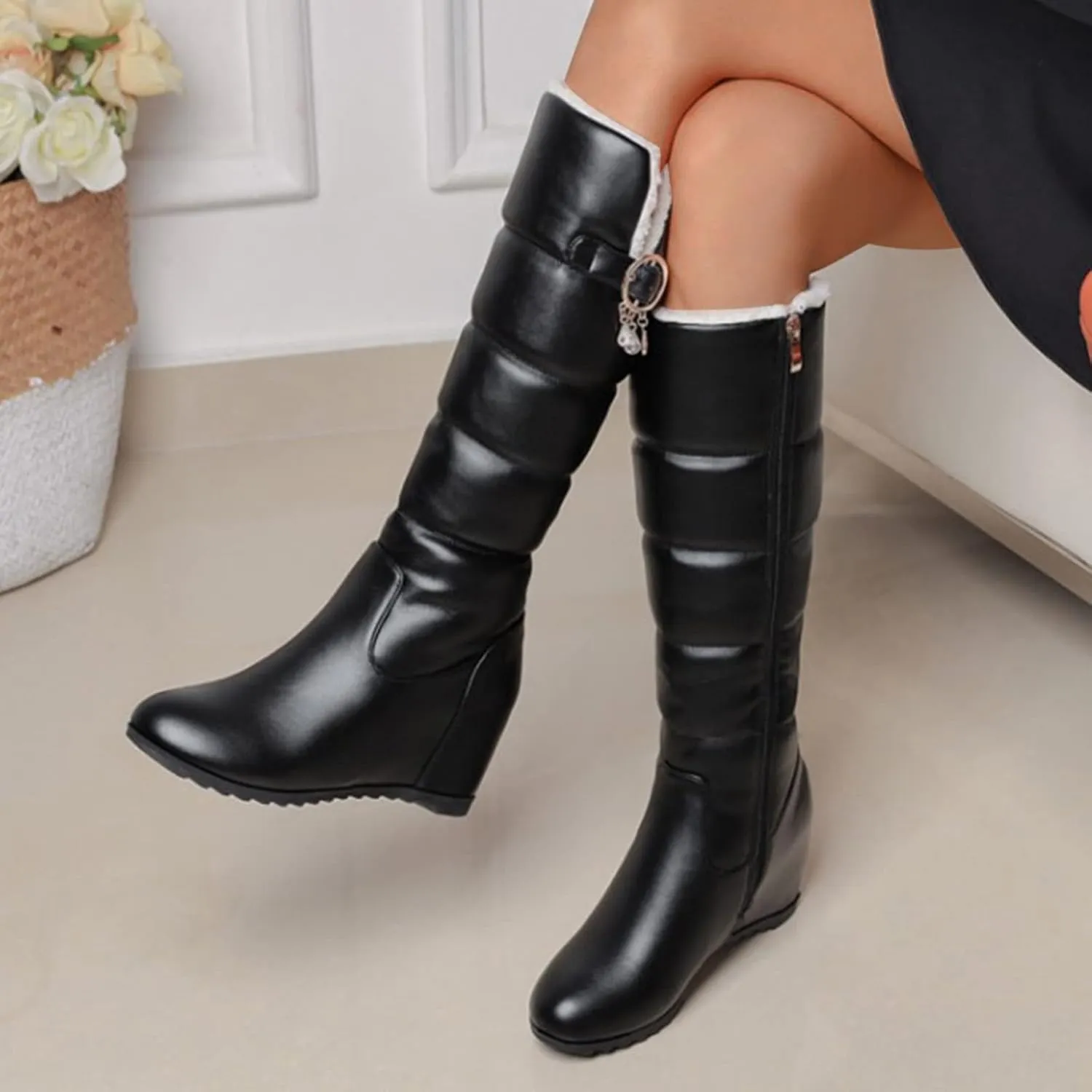Womens Snow Boots Waterproof Winter Boots Non Slip Fuzzy Fur Booties Winter Warm Outdoor Ankle Boots Ladies Walking Hiking Booties